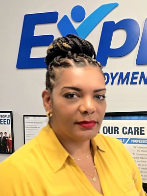 Picture of Roxanne Lewis