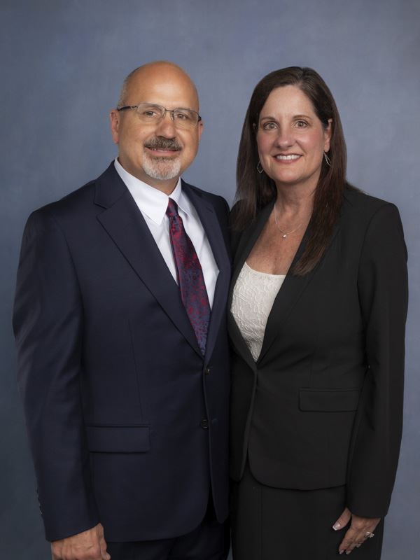 Picture of Susan and Duane Neel, Owners of Express Irving, TX